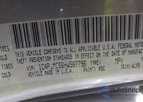 2017 Jeep Cherokee Latitude 4X4 z USA, uszkodzony, nr VIN 1C4PJMCS6HW587796